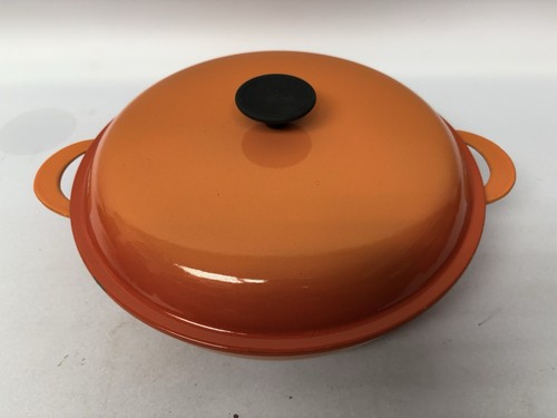 Creuset shallow casserole - le,