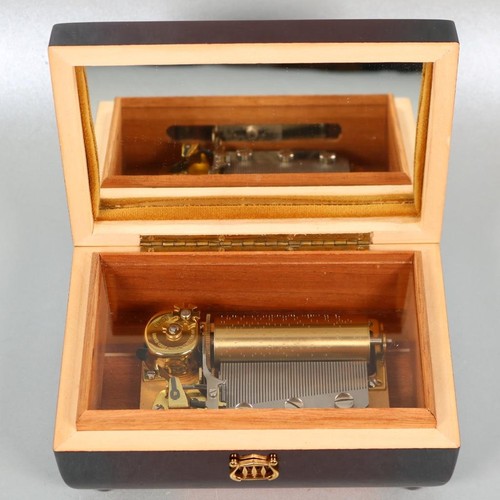 Reuge music box glockenspiel - music,