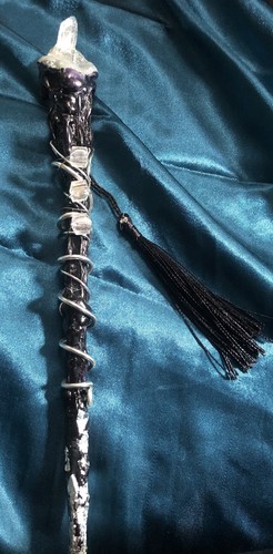 Handmade wood quartz point - quartz,