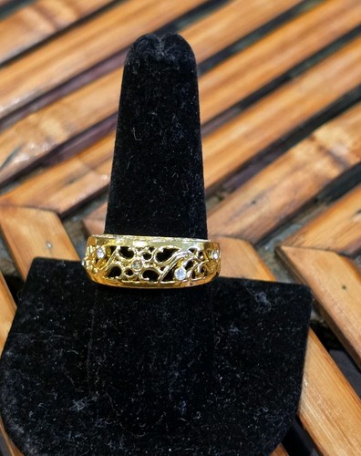 Vintage gold tone filigree - vintage,
