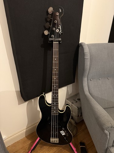Fender aerodyne jazz bass - aerodyne,