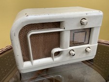 FERRANTI 546 CREAM BAKELITE RADIO VINTAGE RETRO MEDIUM LONG WAVE MODEL AUDIO
