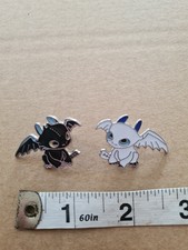 How To Train Your Dragon Toothless & Light Fury Enamel & Metal Pin Badges Set
