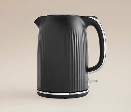 Black textured kettle slice - kettle,, 4-slice