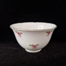 Dainty Vintage Royal Grafton