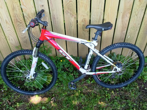 Mens avalanche bike new - bike,