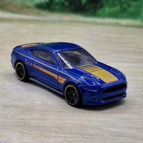 Hot wheels ford mustang - ford,