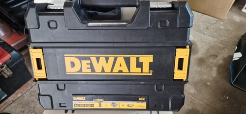 Dewalt dcd776 cordless drill - dewalt,