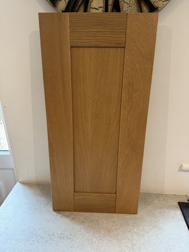 Solid pippy oak door 350 - solid, wide