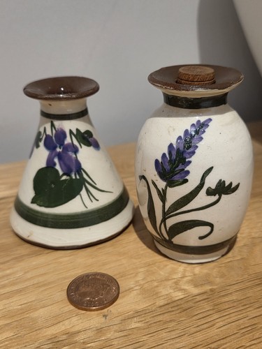 Pair torquay ware - a,