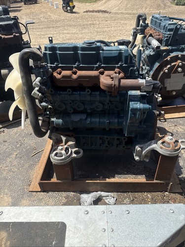 Kubota v2607 complete engine - kubota,