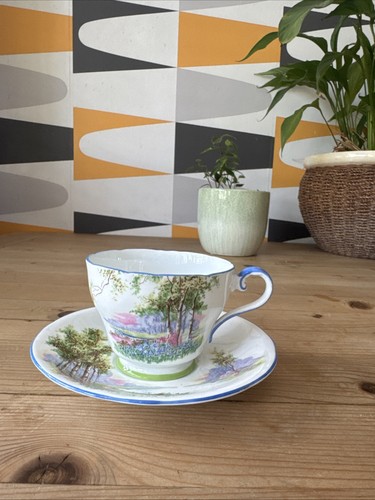 Vintage aynesly cup and - aynesly,