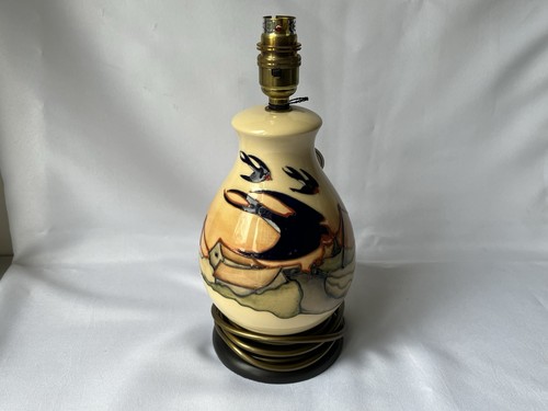 Moorcroft pottery table lamp - pottery, ,