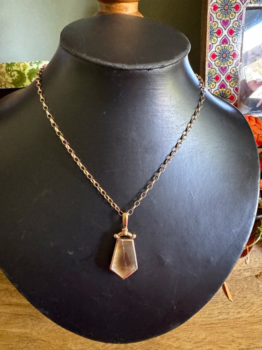 9ct rose gold - rose, belcher