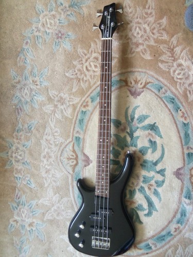 Left handed chord - left,