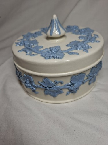 Vintage wedgwood queensware - wedgwood,