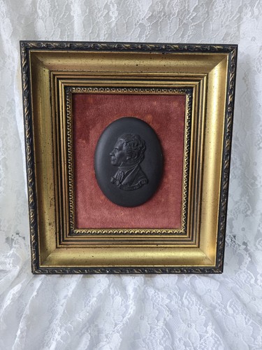 Wedgwood black basalt - black,