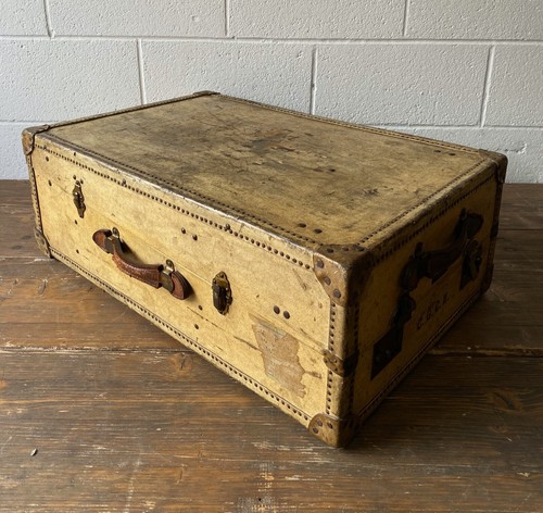 Vintage steamer trunk case - trunk,