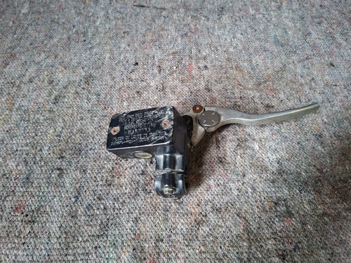 Suzuki gsx 600 front brake - 600,