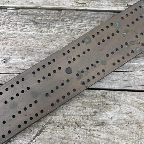 Vintage wooden brass cribbage - wooden,