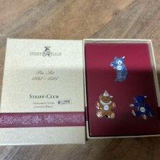 Steiff Club Pin Set 1992-1994  Box In Excellent Condition.