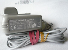 Nintendo DSi  WAP -002(UKV)