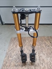 Yamaha R1 front fork