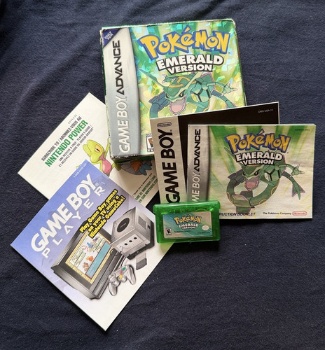 Pokémon emerald version gba - emerald,