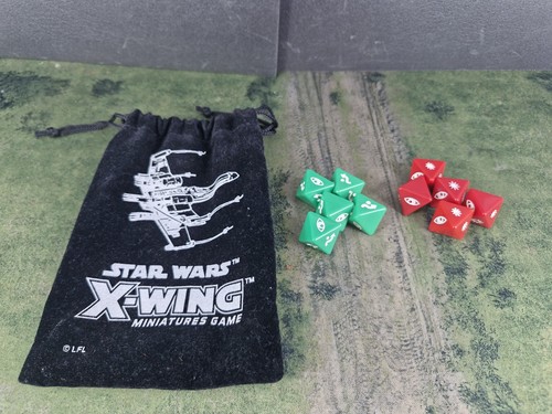 Wing minatures game - x-wing, dice
