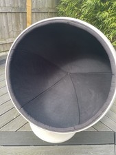 Ball Chair (Eero Aarnio Style)