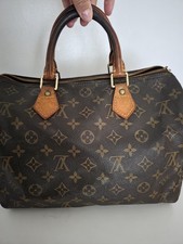 Louis Vuitton Speedy 30