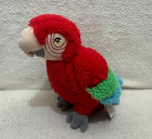 Zsl london zoo parrot scarlet - london,