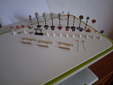 oo gauge metal/plastic signs