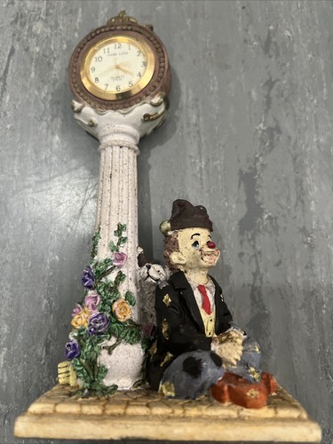 Crosa clock vlown begging - vlown, with