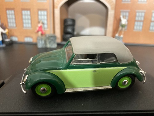 Beetle convertible - vw,