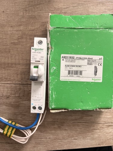 Schneider rcbo type 32a - rcbo,