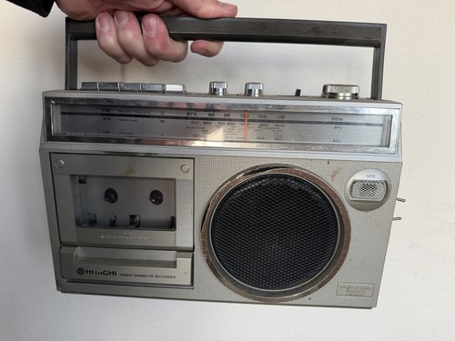 Hitachi radio cassette player - radio,