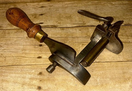Antique dixon walsall - antique, j