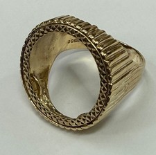 9ct Gold Full Sovereign Striped Ring Mount