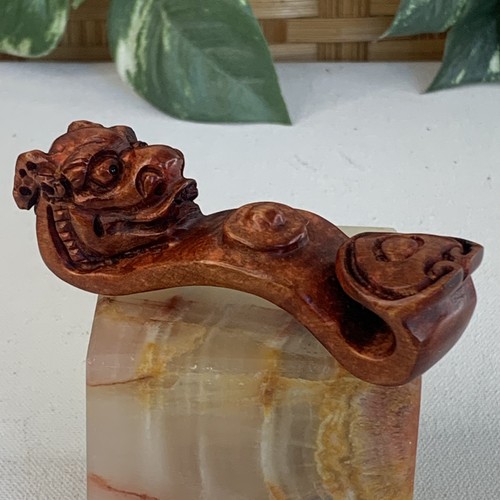 Netsuke chinese boxwood hand - boxwood,