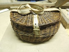 Vintage Wicker Fishing Creel Basket Foraging Trout Mushrooms large