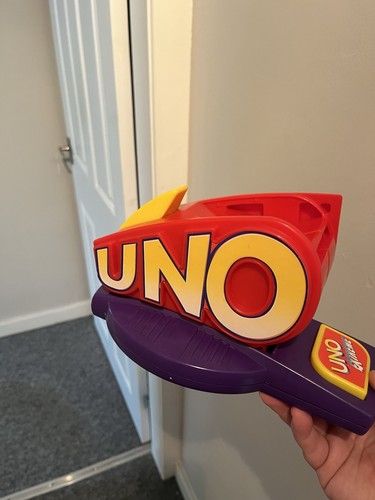 Uno extreme card game - uno,