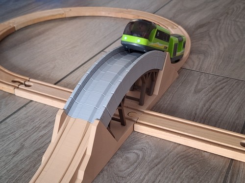 Stone arch brio train bridge - brio, /