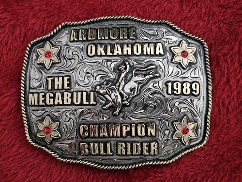 Megabull rodeo bull rider - megabull,