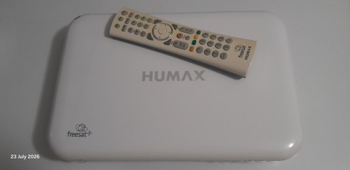White humax freesat - white,