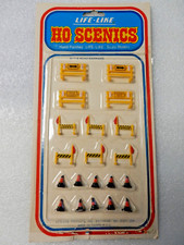 Vintage Life-Like HO Scenics