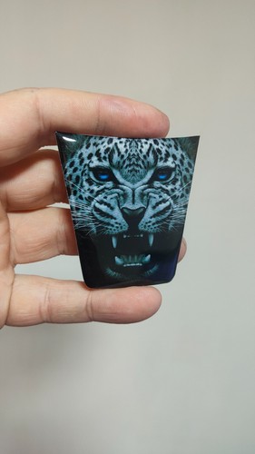 Steering wheel gel badge cover