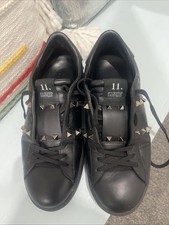 VALENTINO GARAVANI Rockstud