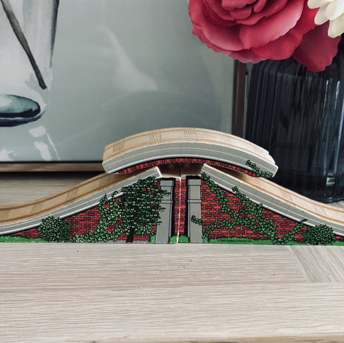 Vintage rare brio bridge - rare,