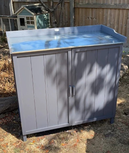 Potting bench table outdoor - potting,
